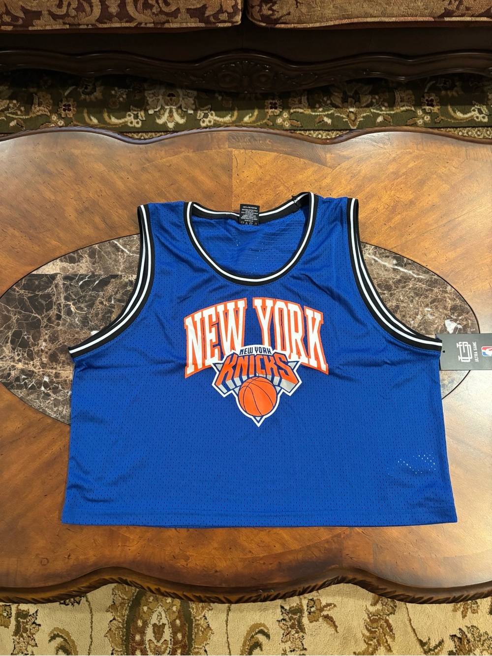 Women’s New York Knicks Cropped Tank Top Size XL